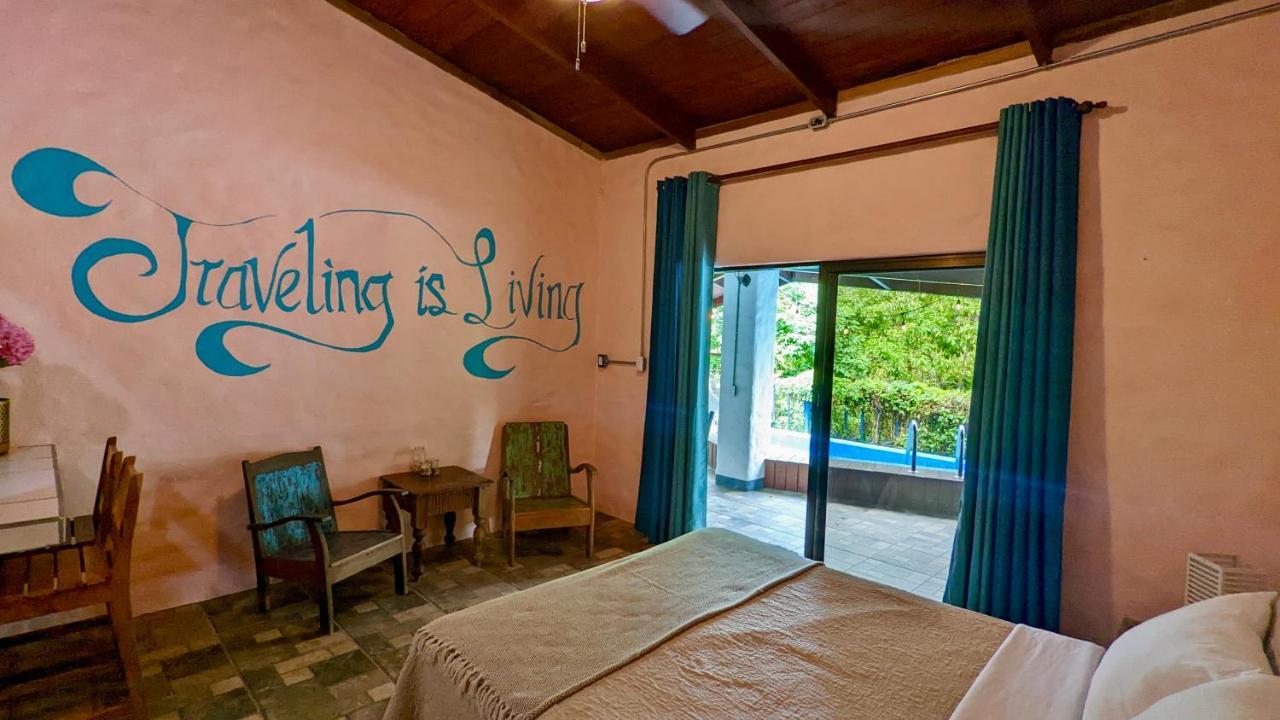 مانويل أنطونيو Kikazaru Beautiful Boutique Hotel With Pool (Adults Only) المظهر الخارجي الصورة